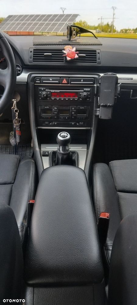 Audi A4 Avant - 28