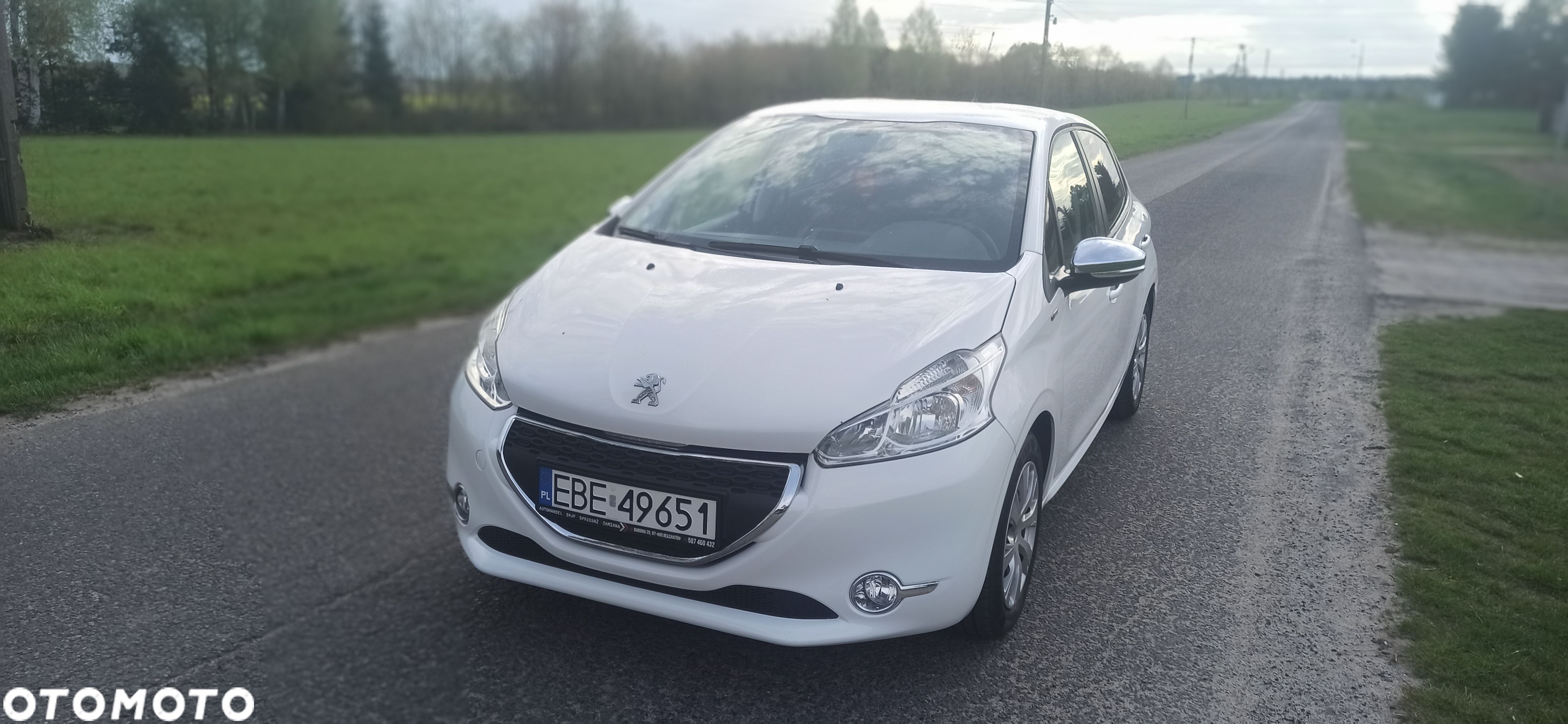Peugeot 208 1.2 PureTech Style - 1