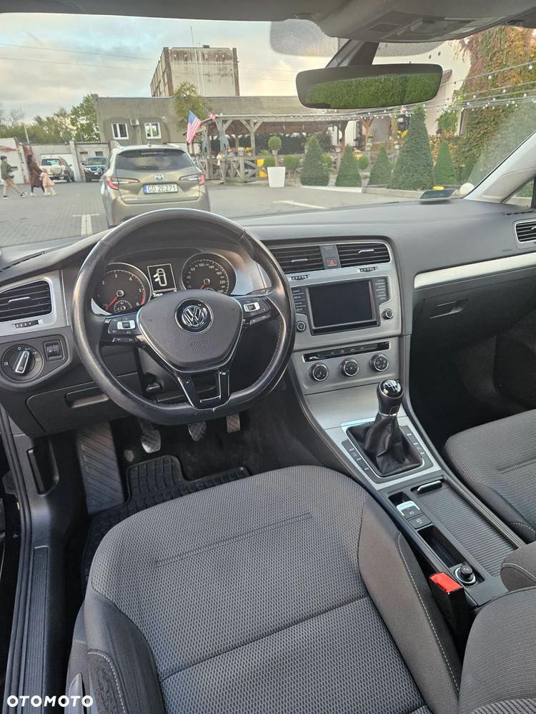 Volkswagen Golf VII 1.6 TDI BMT Comfortline - 12