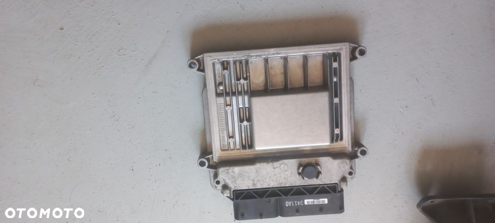 HYUNDAI I30 1.6 KOMPUTER STEROWNIK SILNIKA 39112-2B200 - 2