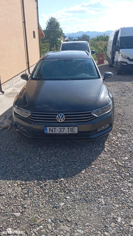 Volkswagen Passat 2.0 TDI (BlueMotion Technology) Trendline - 3
