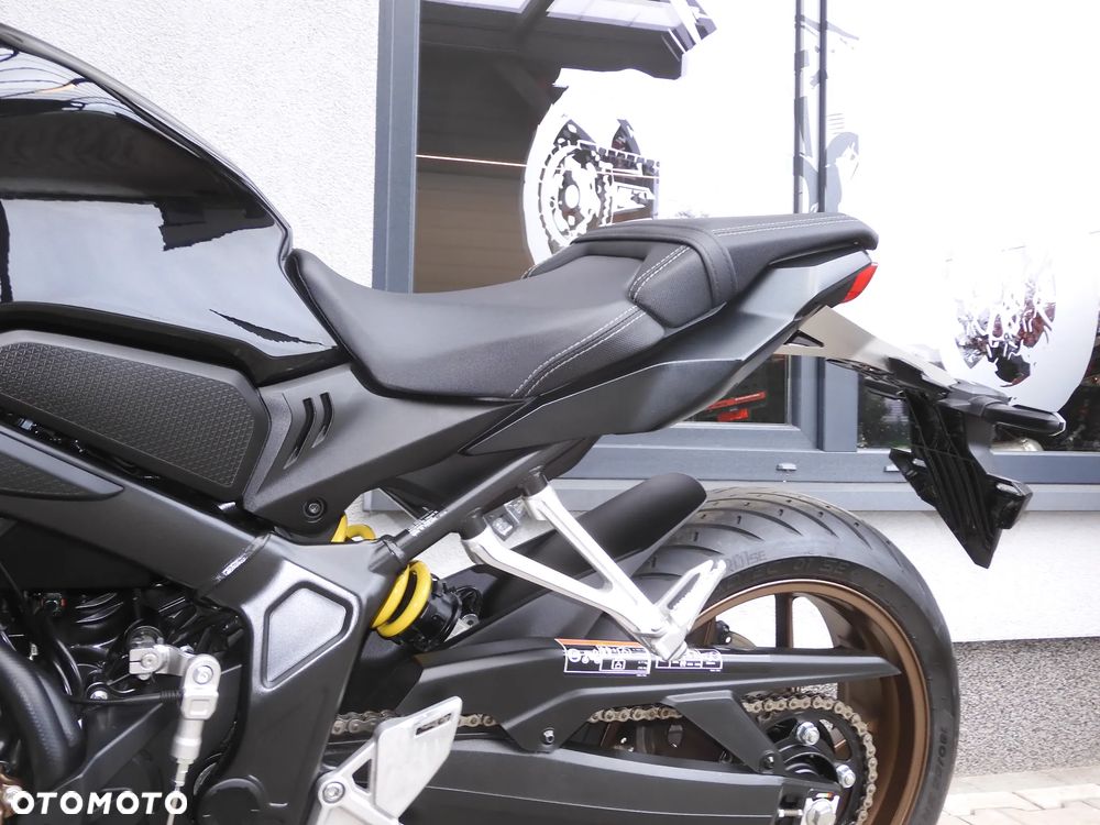 Honda CB - 29