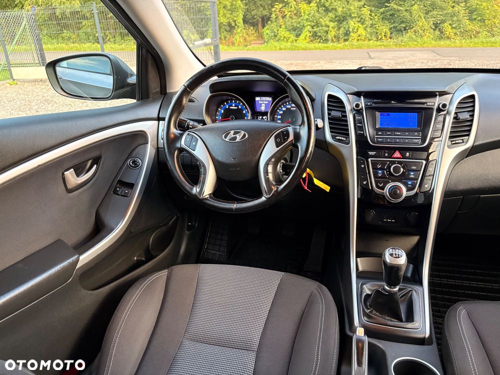 Hyundai i30 1.4 Premium - 23