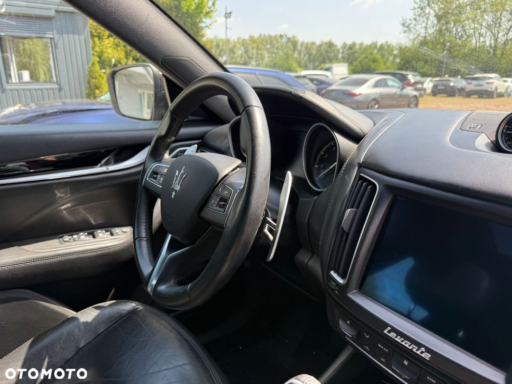 Maserati Levante S Q4 - 17