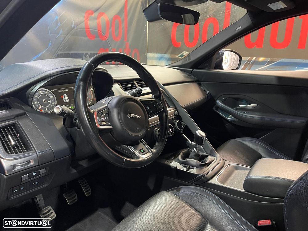 Jaguar E-Pace 2.0 i4D R-Dynamic S - 30