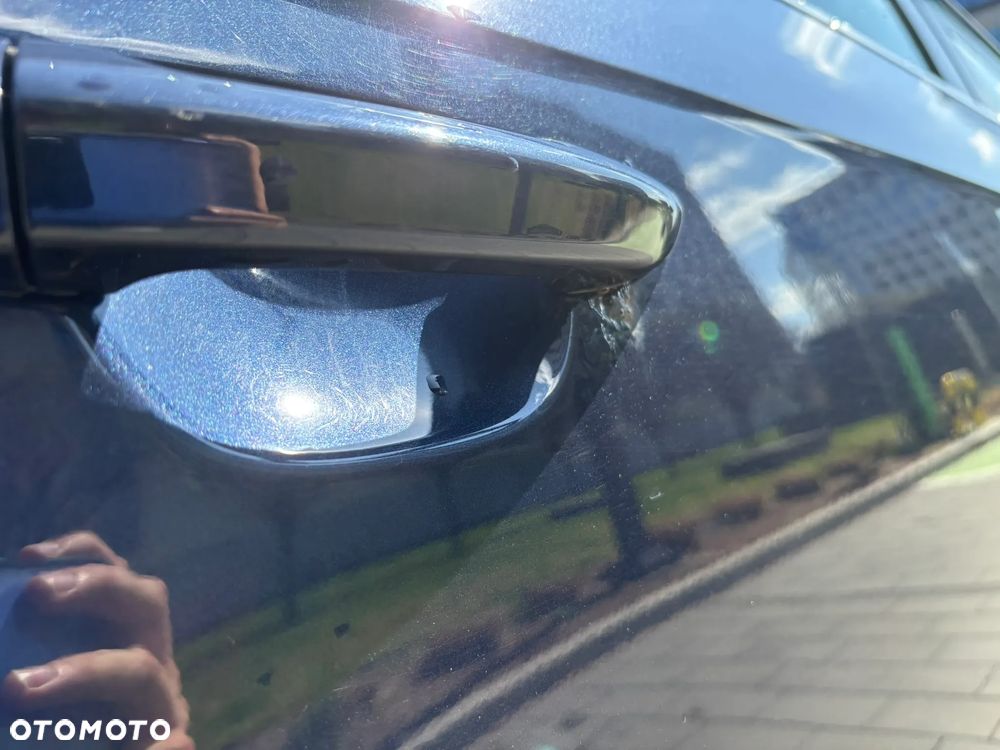Volkswagen Passat 2.0 TDI BlueMotion Technology Comfortline - 19