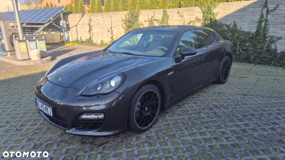 Porsche Panamera Diesel - 1
