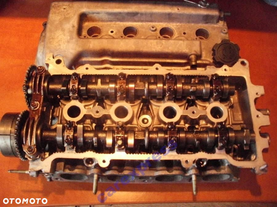 GŁOWICA 1.6 VVTi AVENSIS T25 COROLLA E12 WAŁKI - 1