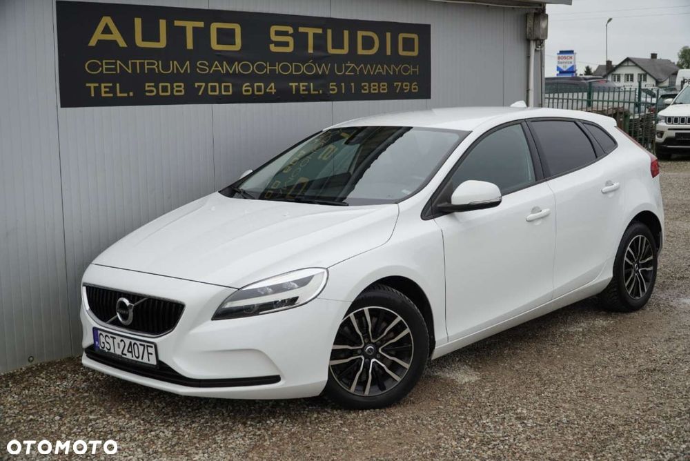 Volvo V40 T2 Geartronic Momentum - 37