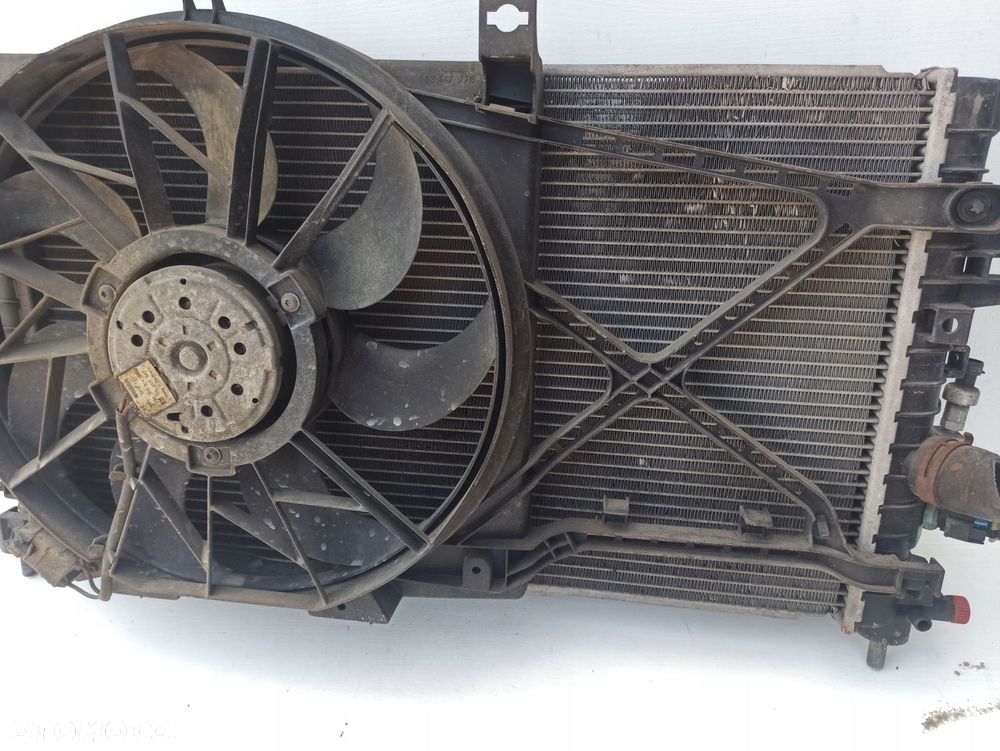 Komplet chłodnic wentylator OPEL ASTRA III H LIFT 1.6B 1.8B 16V - 3