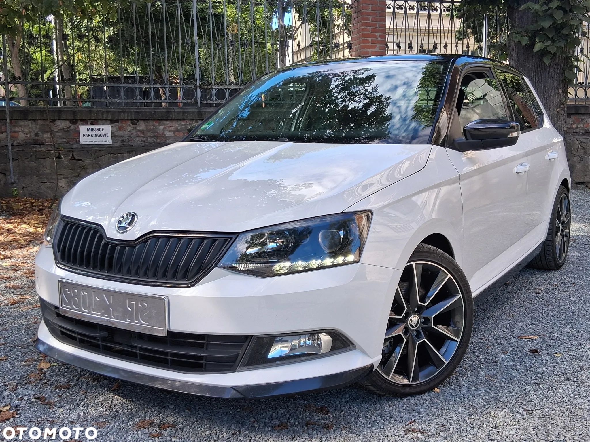 Skoda Fabia 1.4 TSI DSG R5 - 1