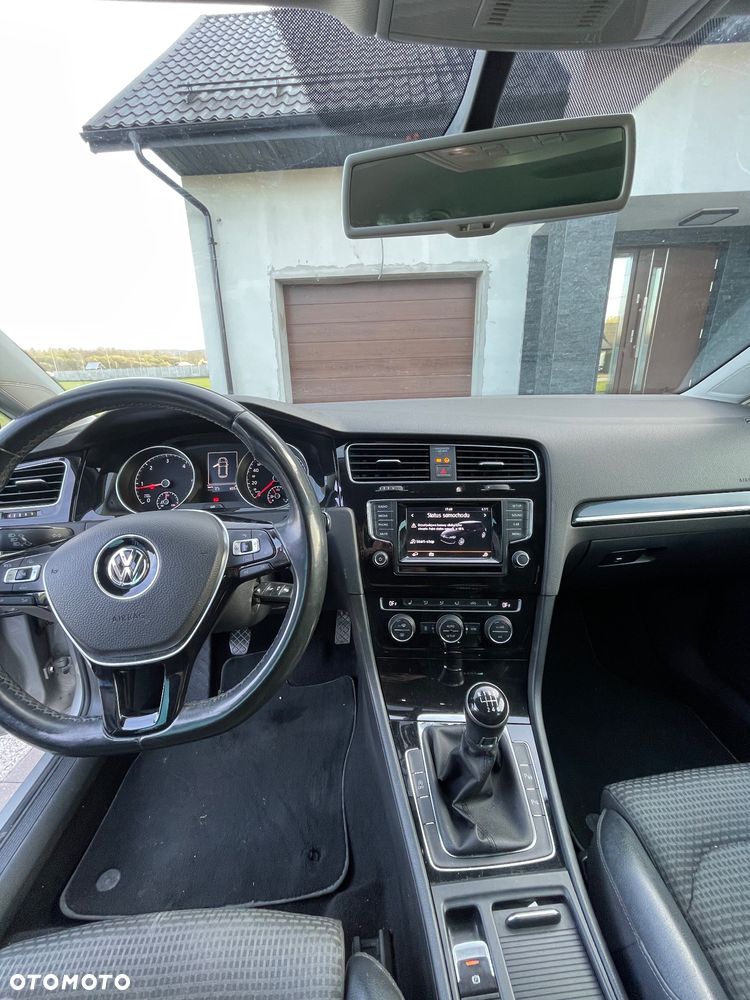 Volkswagen Golf 2.0 BlueTDI Highline - 17