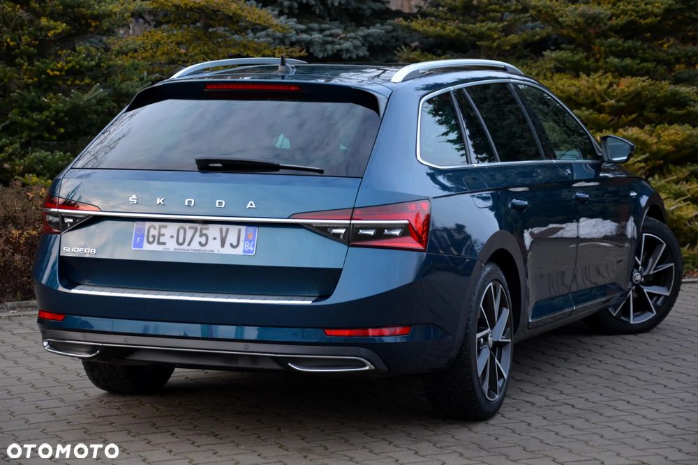 Skoda Superb 2.0 TDI DSG L&K - 14