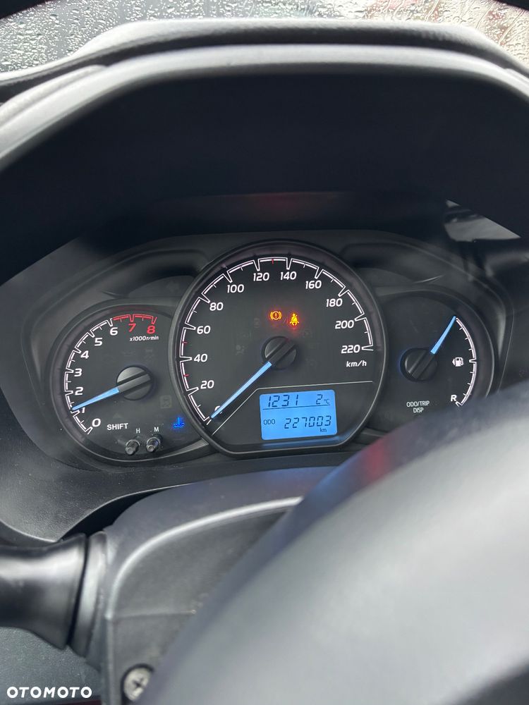 Toyota Yaris 1.5 Active - 13