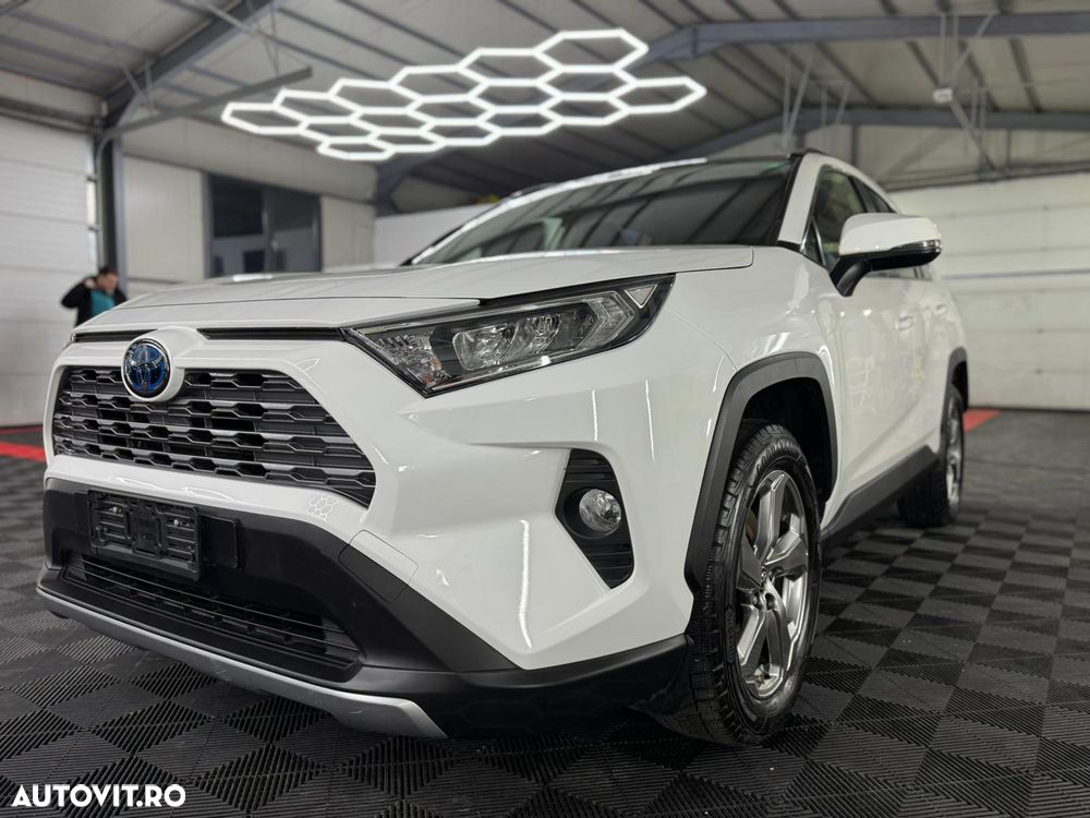 Toyota RAV4 - 2