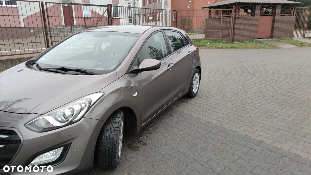 Hyundai i30 1.6 CRDi Classic + - 3