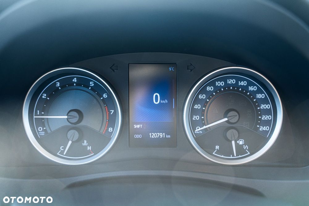 Toyota Corolla 1.6 Comfort - 14