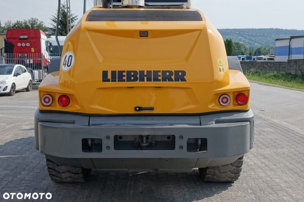 Liebherr L526 / ŁADOWARKA / 16 000 KG / SZYBKOZŁĄCZE / NOWE OPONY PRZÓD - 18
