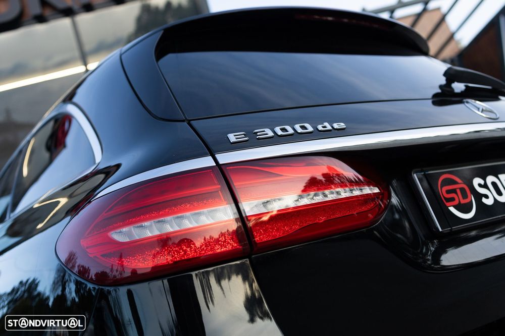 Mercedes-Benz E 300 de AMG Line - 42