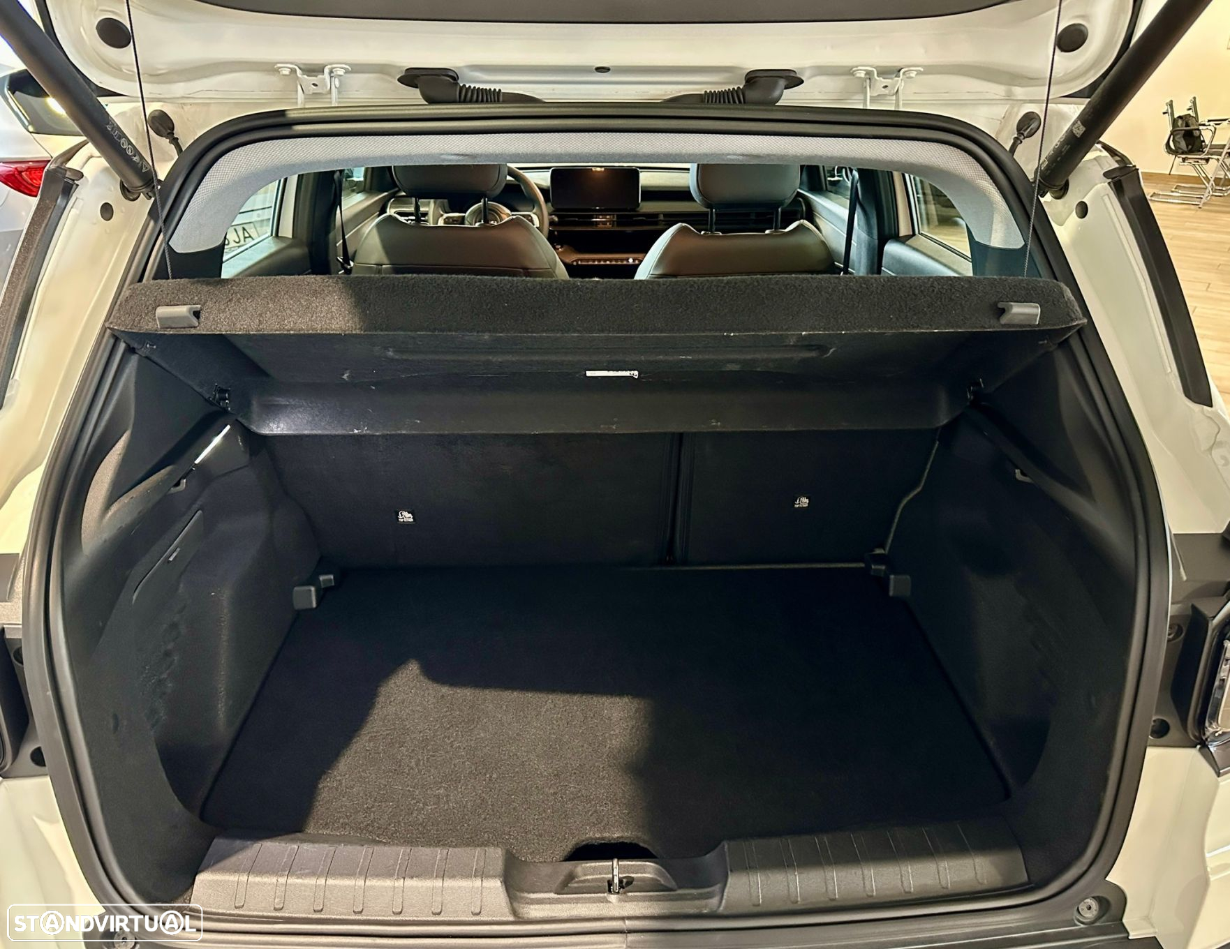 Jeep Avenger 1.2 GSE T3 Altitude - 6
