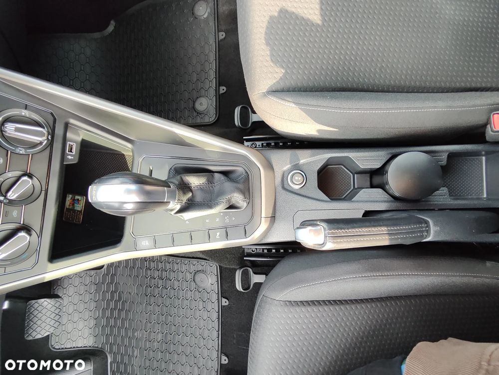 Volkswagen Polo 1.0 TSI DSG Comfortline - 22