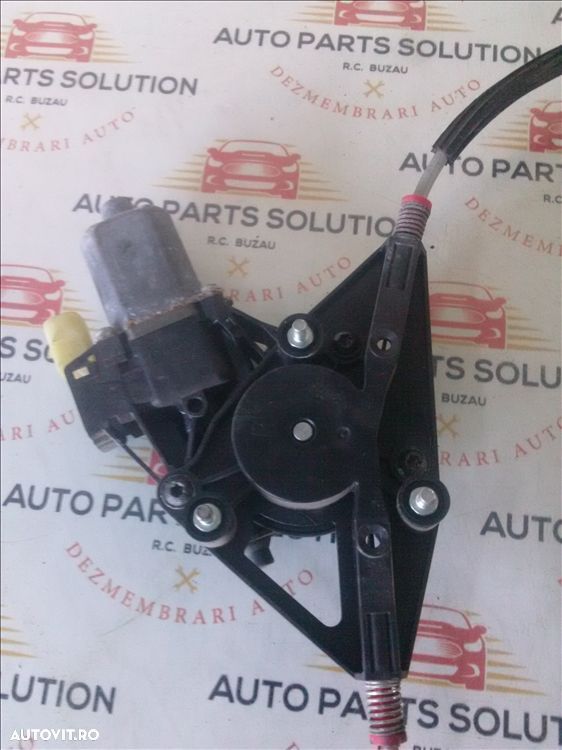 motoras macara geam usa dreapta fata iveco daily an fabr. 2009 - 1