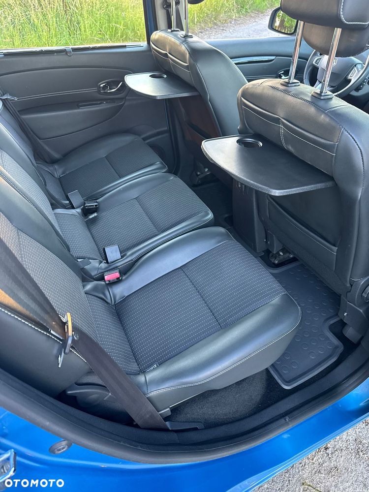 Renault Scenic 1.5dCi TomTom Edition EDC - 23
