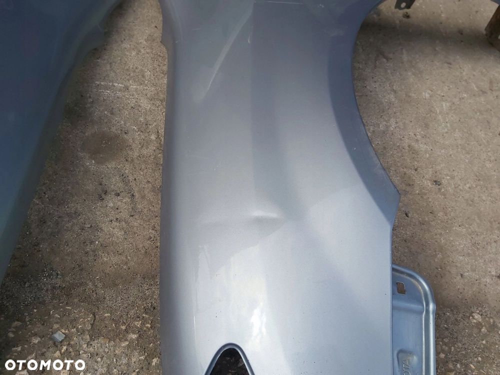 Toyota Corolla E12 kompletny przód zderzak maska błotnik lampa pas - 14