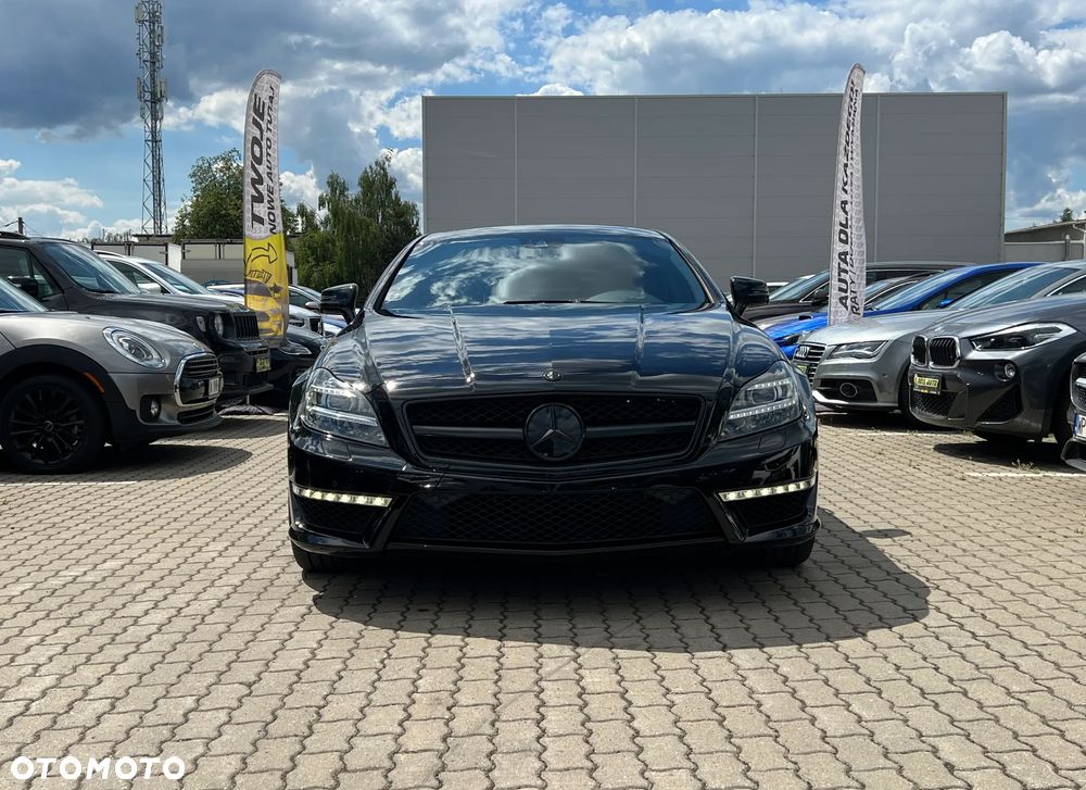 Mercedes-Benz CLS - 4