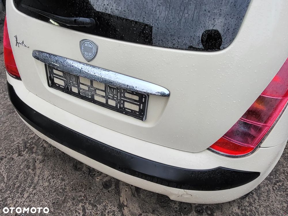 KLAPA BAGAŻNIKA LANCIA YPSILON KOMPLETNA SZYBA - 4