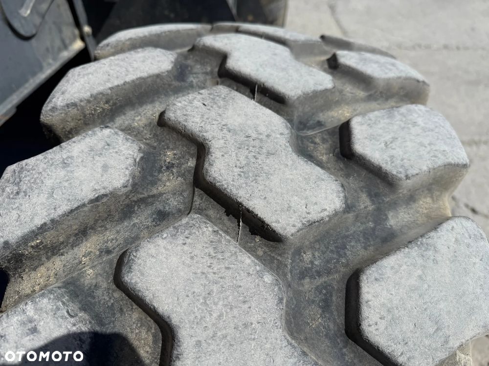 Terex 860 / 2012 / Uchylna Przednia Łyżka / Szybkozłącza - 14