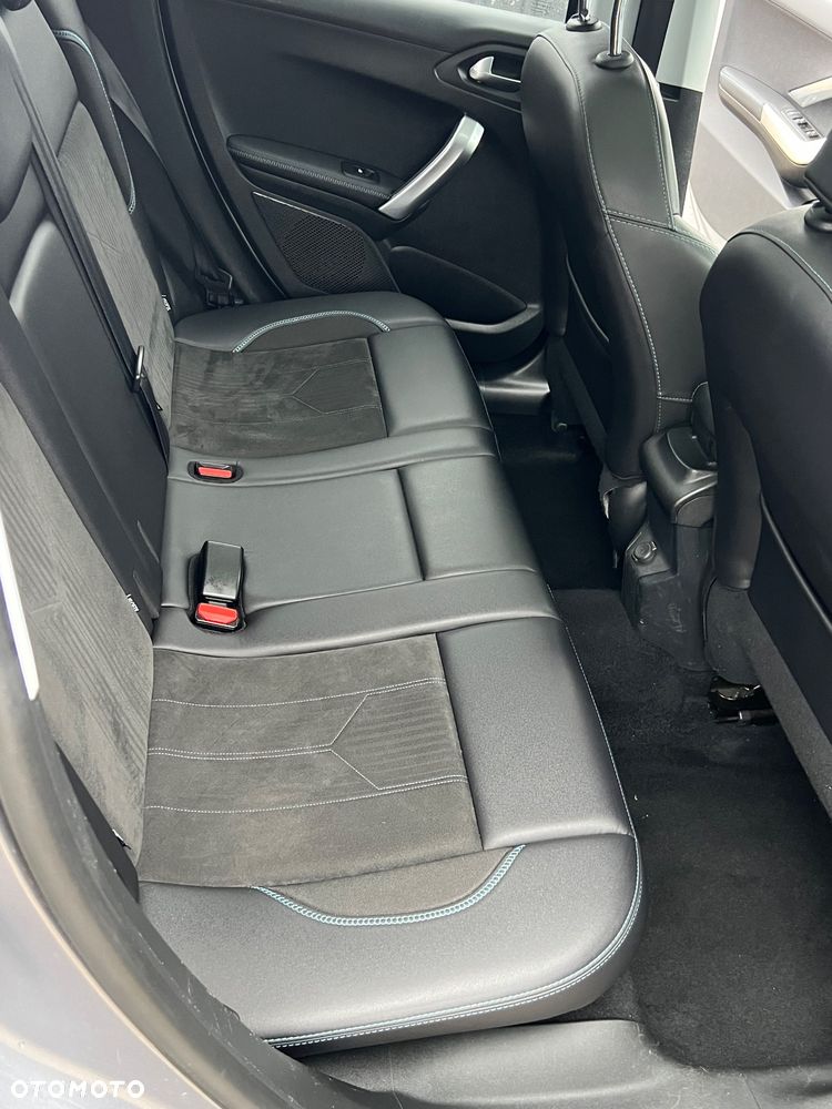 Peugeot 2008 - 23