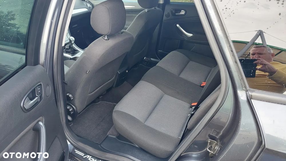 Ford Mondeo - 11
