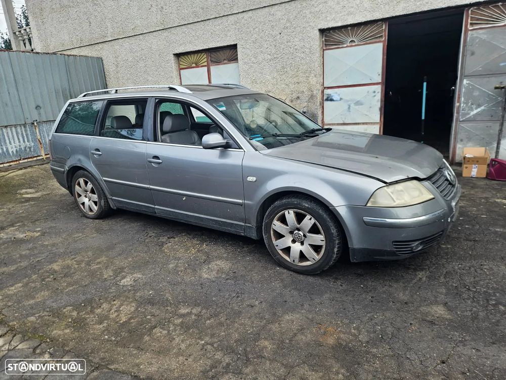 Vw Passat 2001 a 2004 para peças - 1