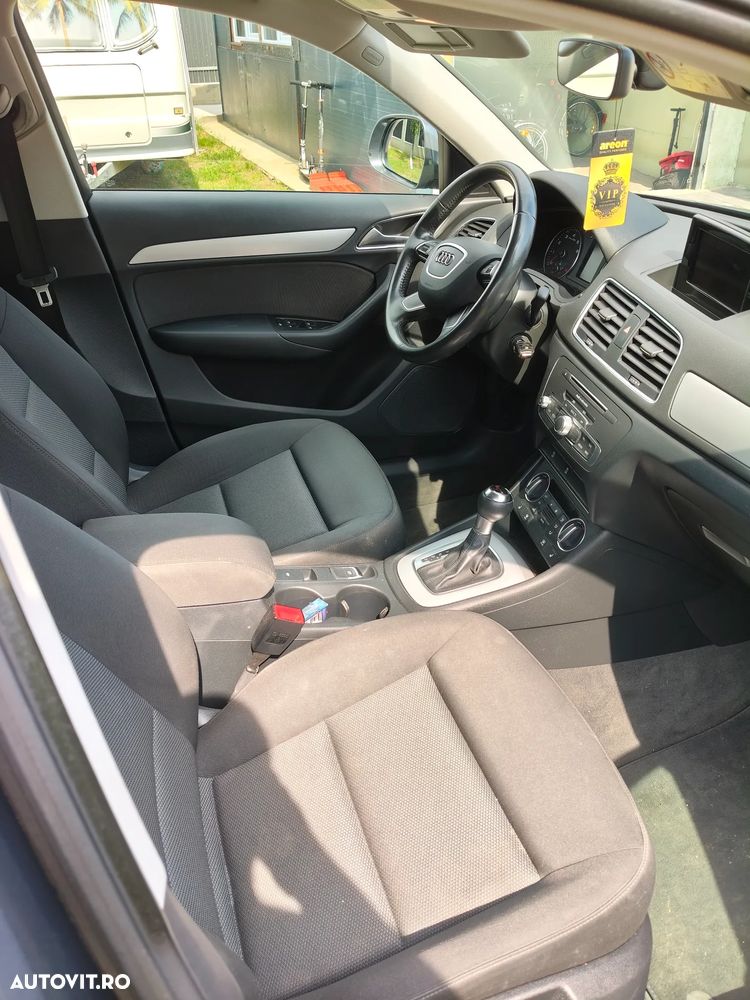 Audi Q3 - 4
