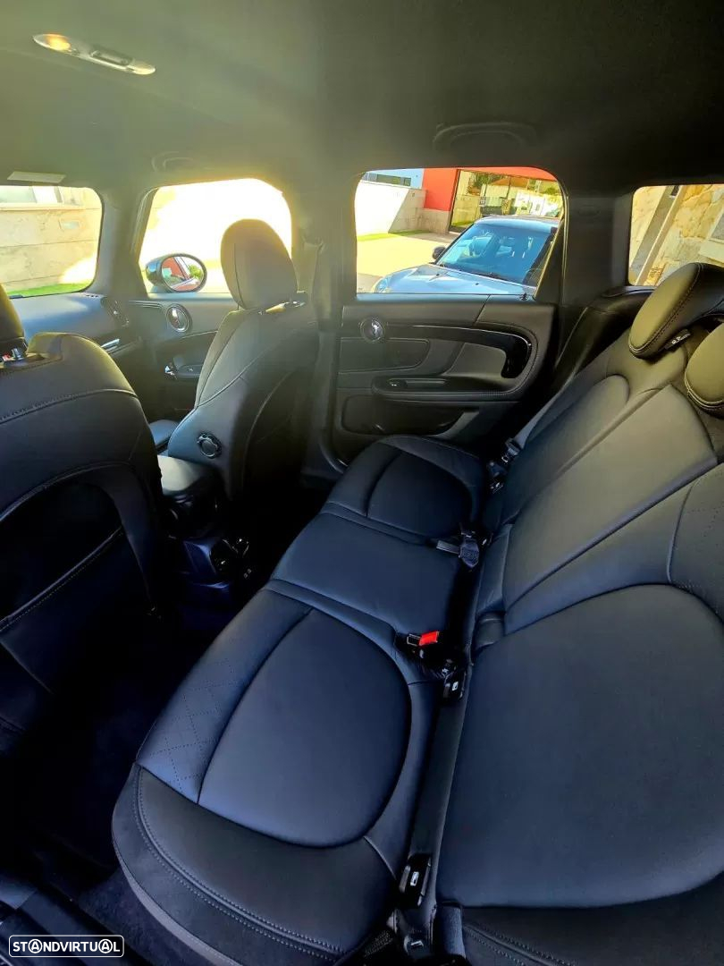 MINI Countryman Cooper SE ALL4 Auto - 23