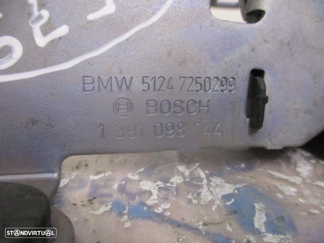 Fecho 1391098144 51247250299 1397020132 7308831 BMW F31 2014 320D 163CV 5P CINZA MALA 4 PINOS - 4