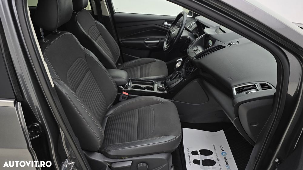 Ford Kuga - 19