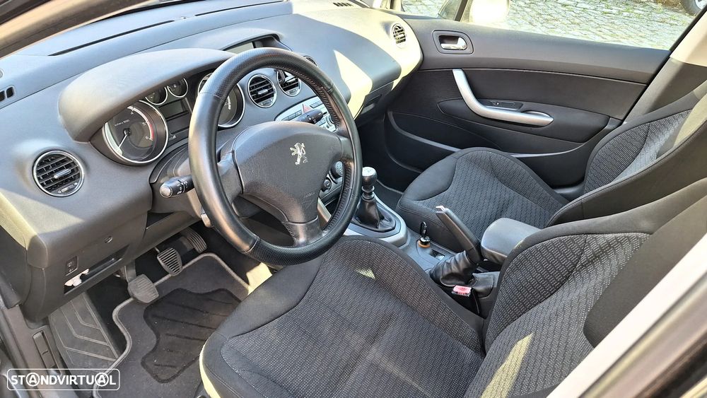 Peugeot 308 SW HDi FAP 110 (Blue Lion) Premium - 13