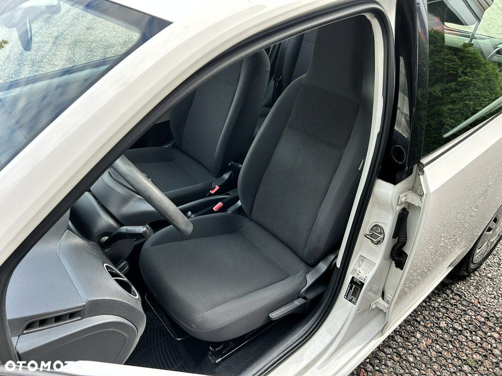 Volkswagen up! 1.0 street EU6 - 12