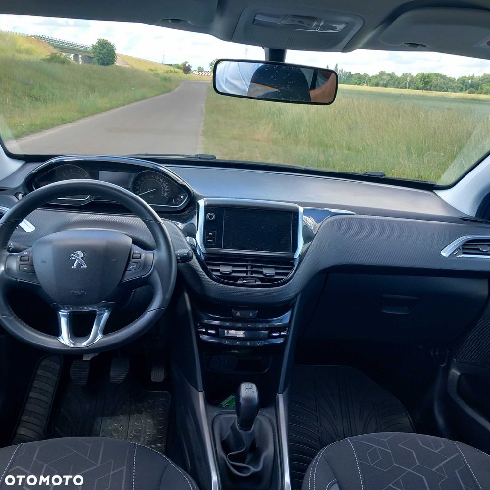 Peugeot 2008 - 5