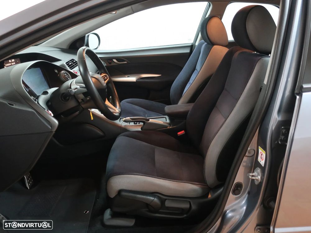 Honda Civic 1.4 Sport - 13