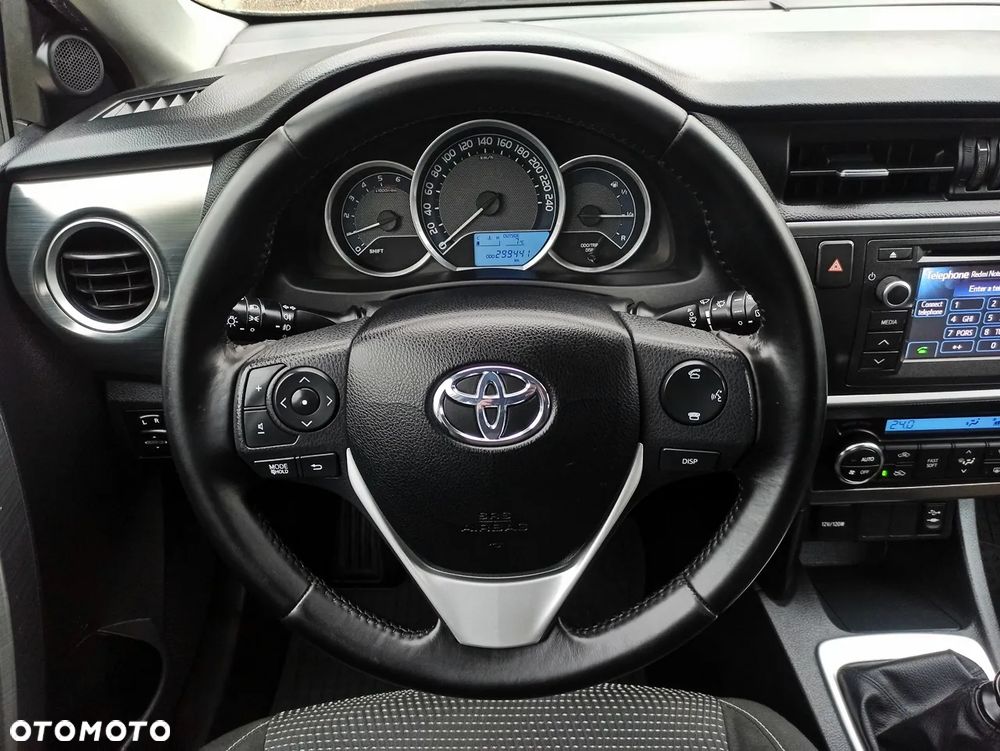 Toyota Auris 1.4 D-4D Business Edition - 25