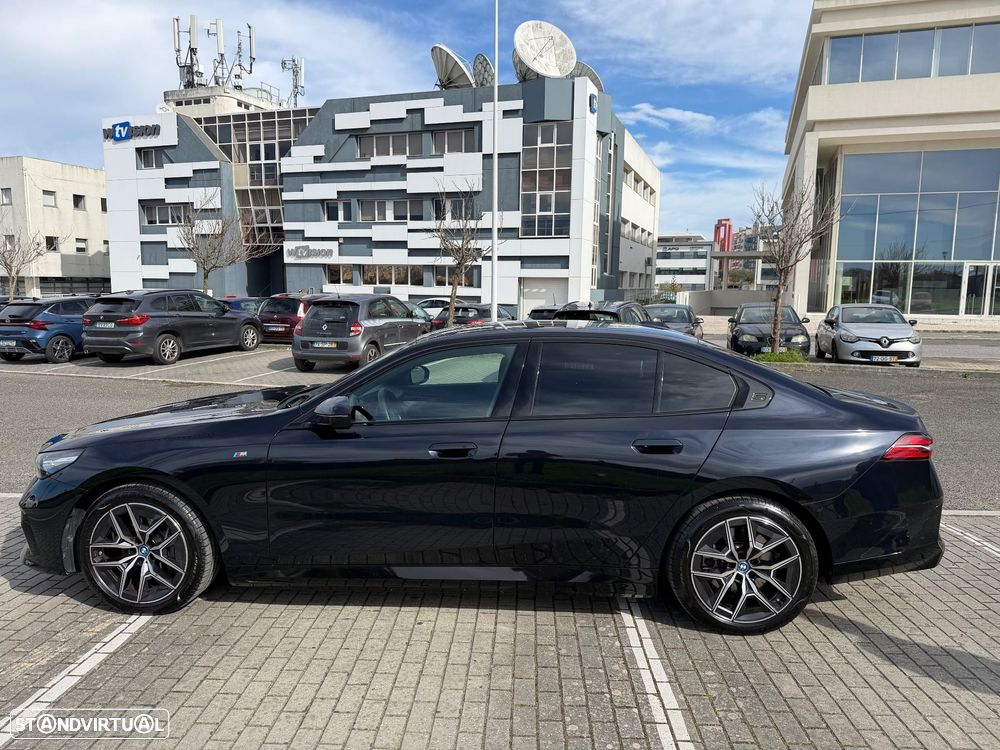BMW i5 eDrive40 Pack Desportivo M - 3