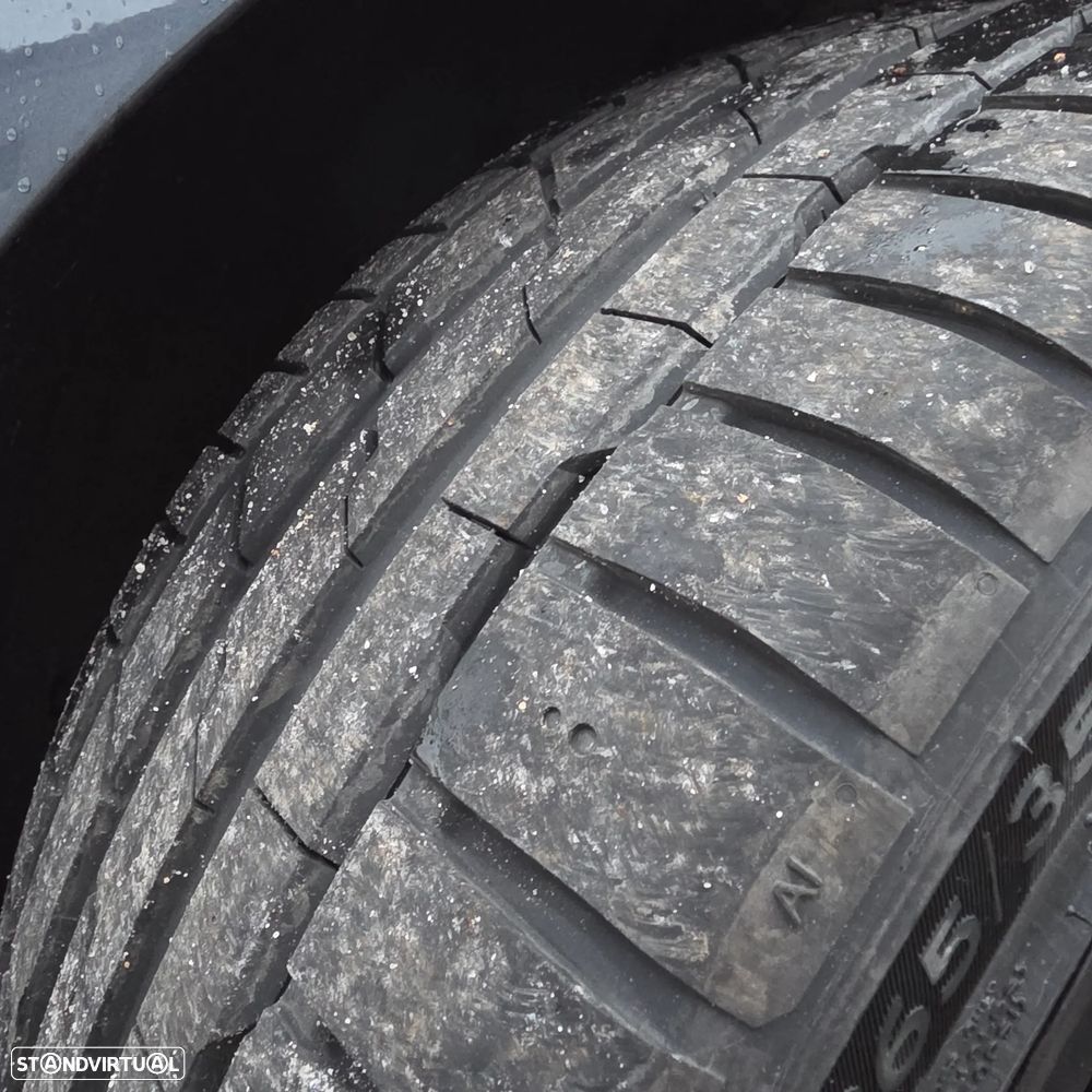 Tesla Model S Plaid AWD - 14