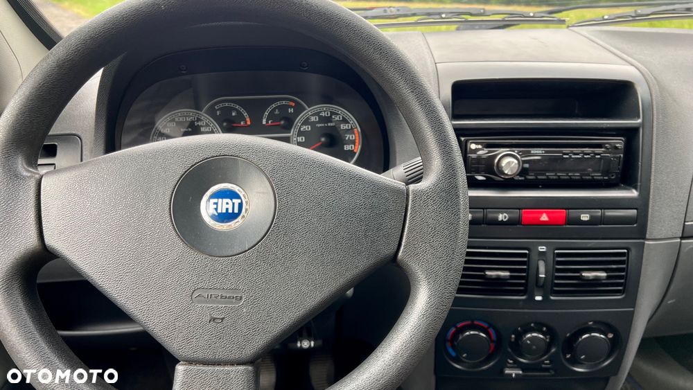 Fiat Albea 1.4 Fresh - 12