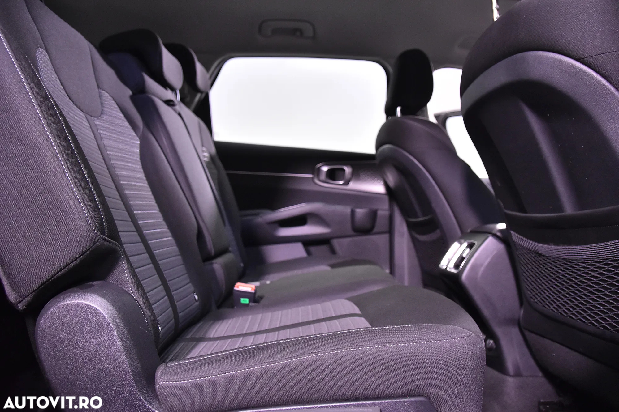 Kia Sorento - 12