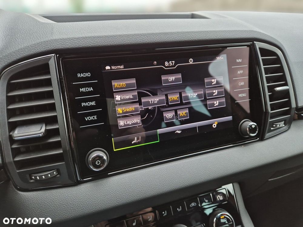 Skoda Karoq 1.5 TSI ACT Sportline DSG - 35