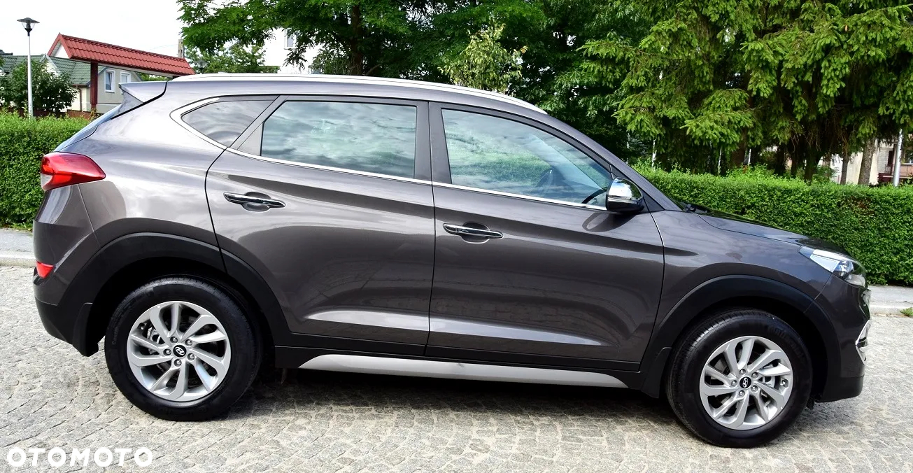 Hyundai Tucson 1.6 GDI BlueDrive Style 2WD - 16