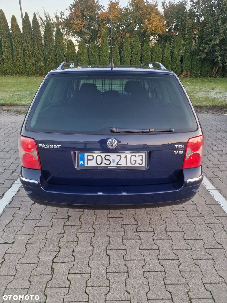 Volkswagen Passat 2.5 TDI Comfortline - 6